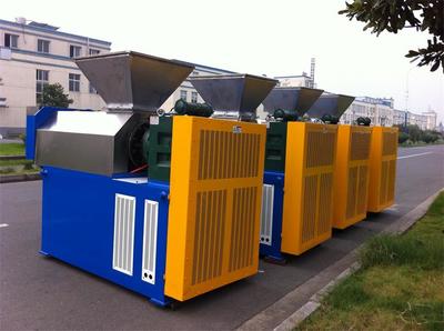 塑料编织袋挤干机-挤干机-联达机械公司(查看)