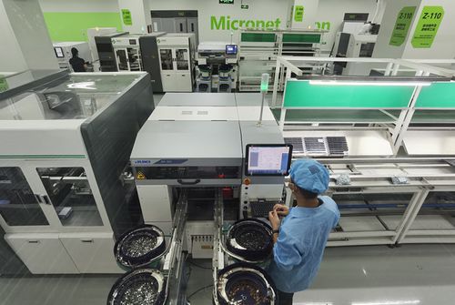 孔雀为何西南飞 揭秘一家深圳企业的成都 闪婚